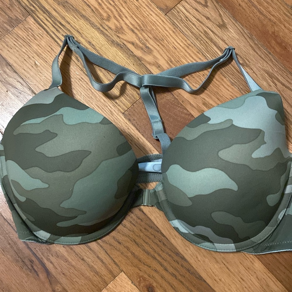 PINK front clasp bra